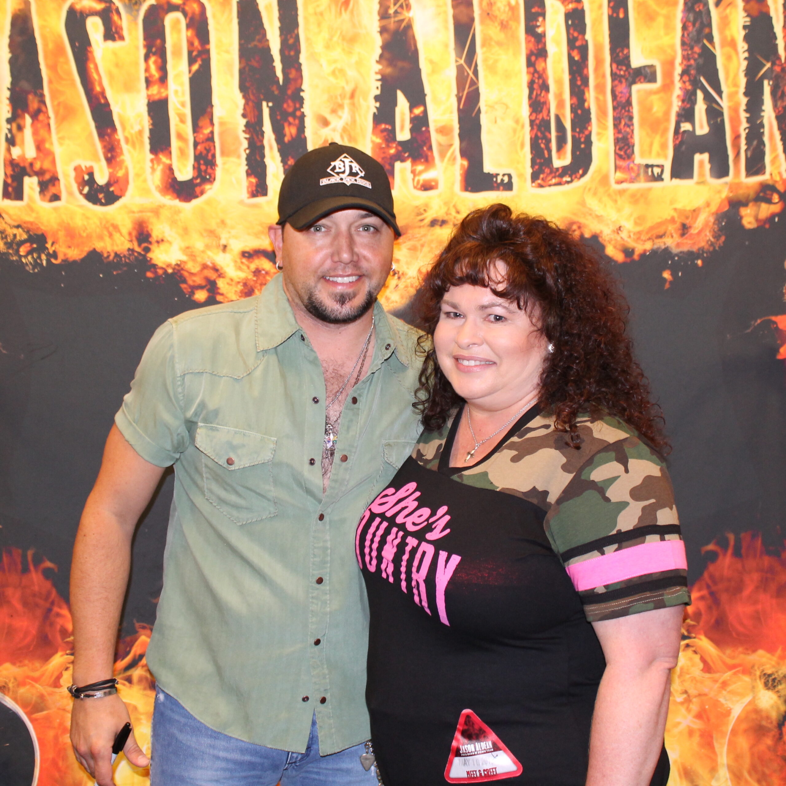 CONGRATULATIONS TO THE ALDEAN ARMY APRIL FAN OF THE MONTH Jason Aldean